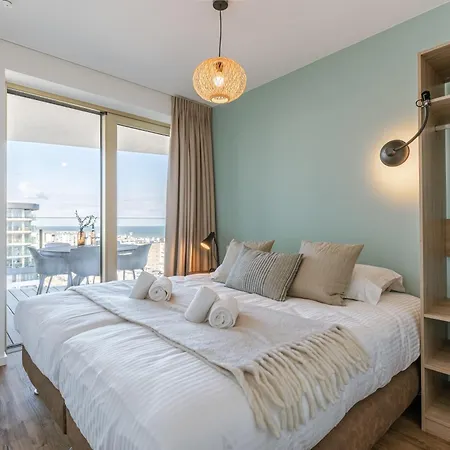 Huswell - Spacious With Huge Terrace With Sea View Oostende