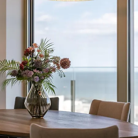Huswell - Spacious With Huge Terrace With Sea View בית נופש *