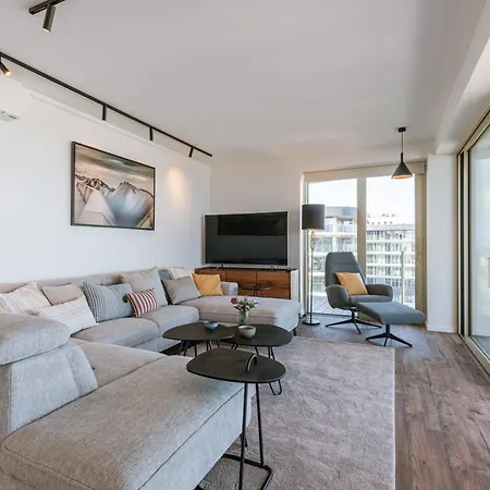 Huswell - Spacious With Huge Terrace With Sea View בית נופש *