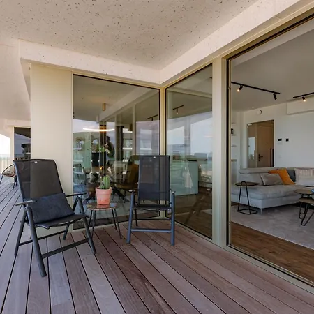 Huswell - Spacious With Huge Terrace With Sea View Vakantiehuis *