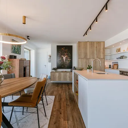 Huswell - Spacious With Huge Terrace With Sea View Vakantiehuis Oostende