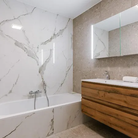 Huswell - Spacious With Huge Terrace With Sea View Apartamento